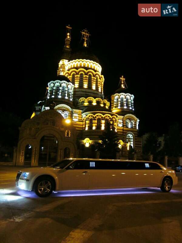 Лимузин Chrysler 300C 2007 в Харькове фото 13 Лимузин Chrysler 300C 2007 в Харькове