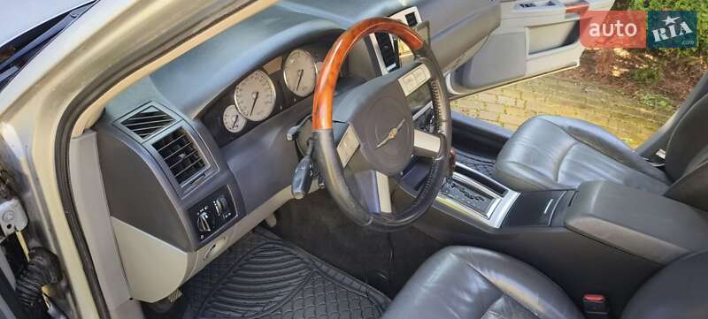 Позашляховик / Кросовер Chrysler 300C 2004 в Одесі