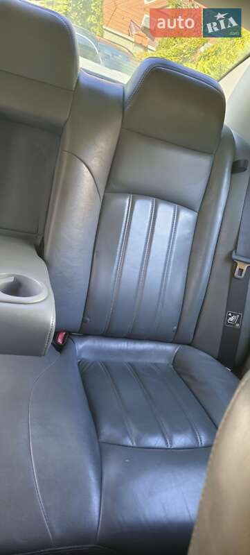 Позашляховик / Кросовер Chrysler 300C 2004 в Одесі