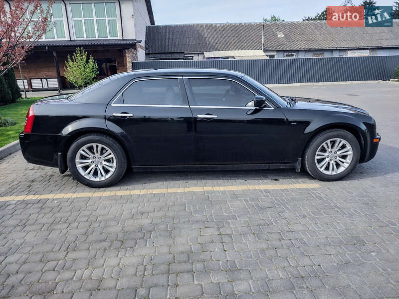 Седан Chrysler 300C 2006 в Белой Церкви