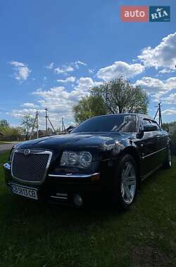 Седан Chrysler 300C 2005 в 