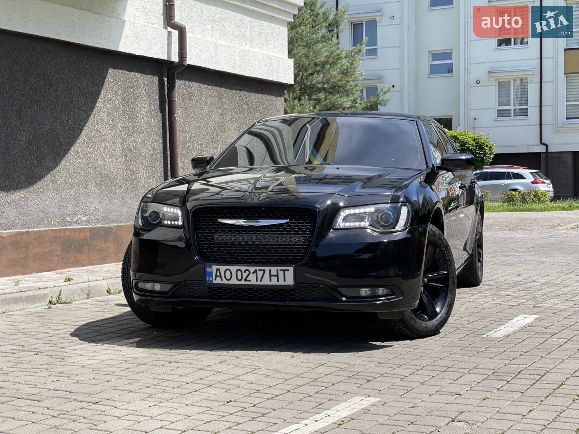 2017 Chrysler 300C - мініатюра 8