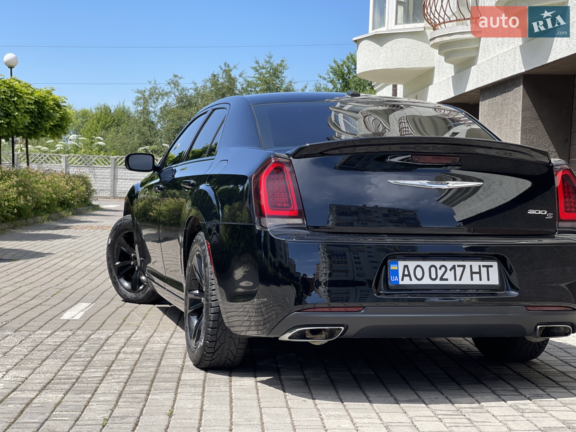 2017 Chrysler 300C - мініатюра 14