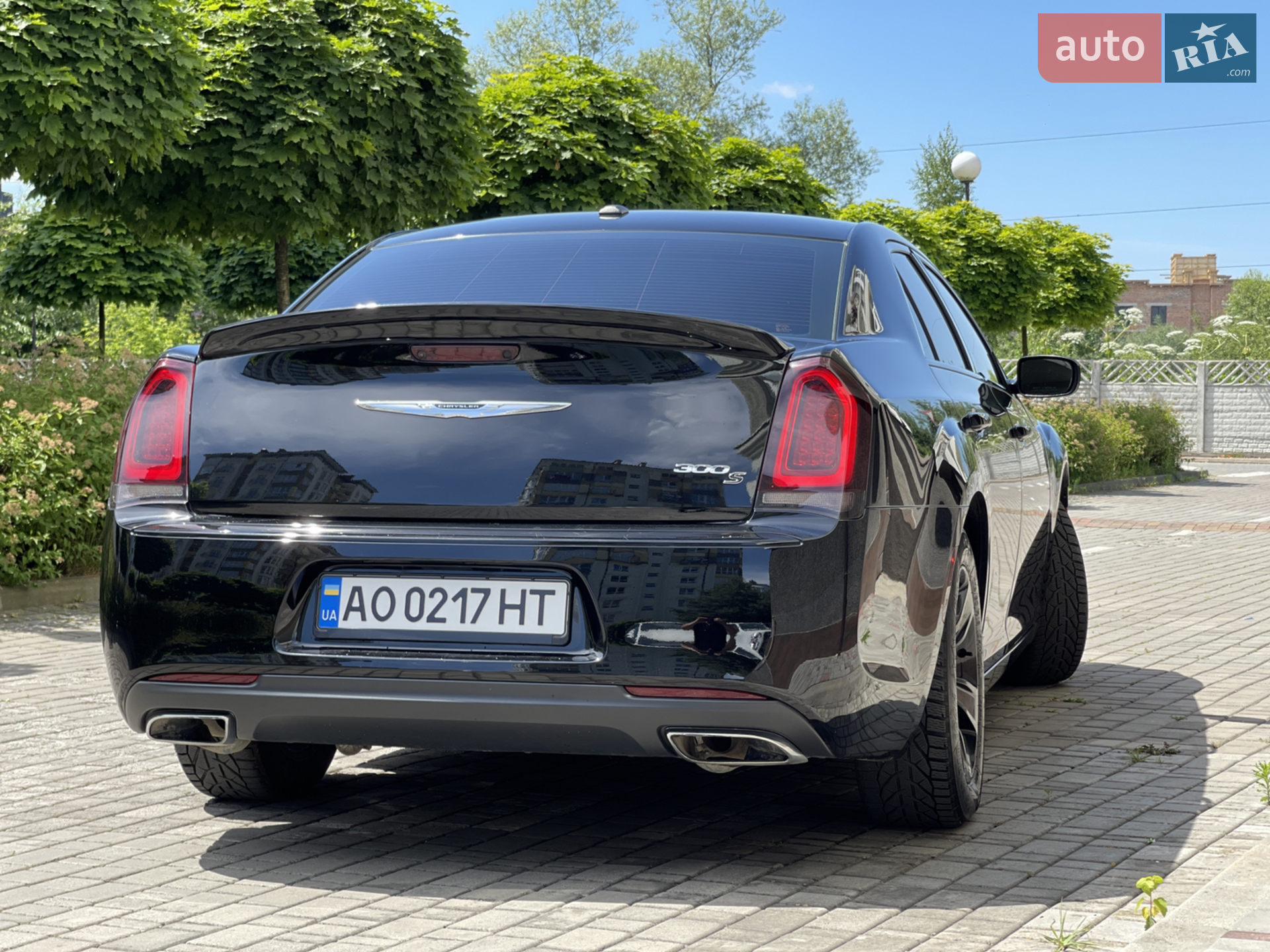 2017 Chrysler 300C - мініатюра 16