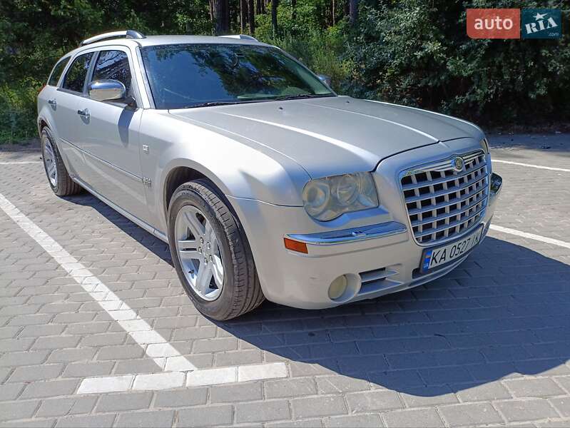 Универсал Chrysler 300C 2007 в Киеве