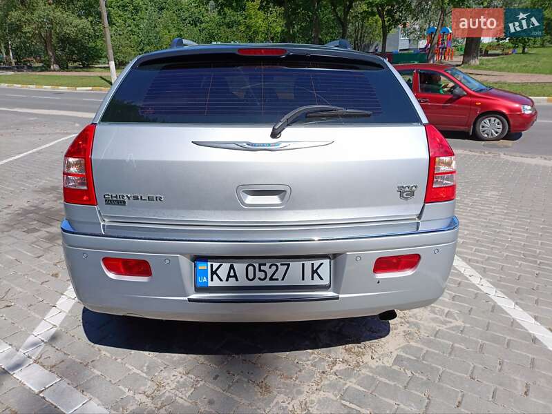 Универсал Chrysler 300C 2007 в Киеве