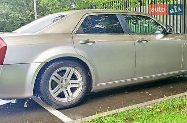 Седан Chrysler 300C 2006 в 