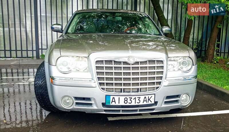 Седан Chrysler 300C 2006 в Броварах