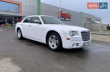 Седан Chrysler 300C 2004 в Виноградові