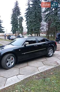 Седан Chrysler 300C 2008 в Дубні