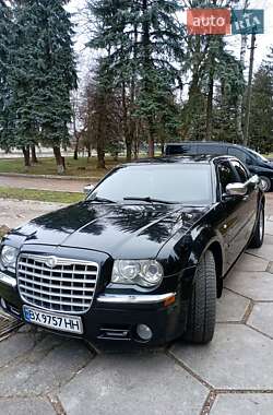 Седан Chrysler 300C 2008 в Дубні