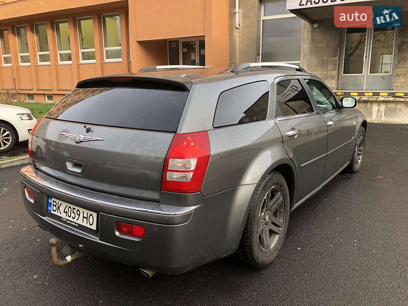 Універсал Chrysler 300C 2007 в Рівному