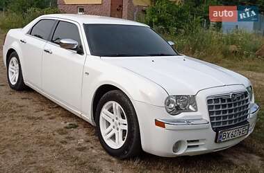 Седан Chrysler 300C 2006 в Новой Ушице