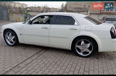 Седан Chrysler 300C 2004 в Яворові