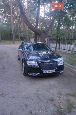 Седан Chrysler 300C 2016 в Ковелі