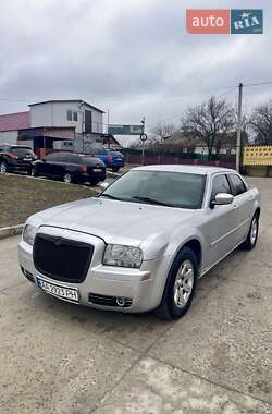 Седан Chrysler 300C 2006 в Білій Церкві