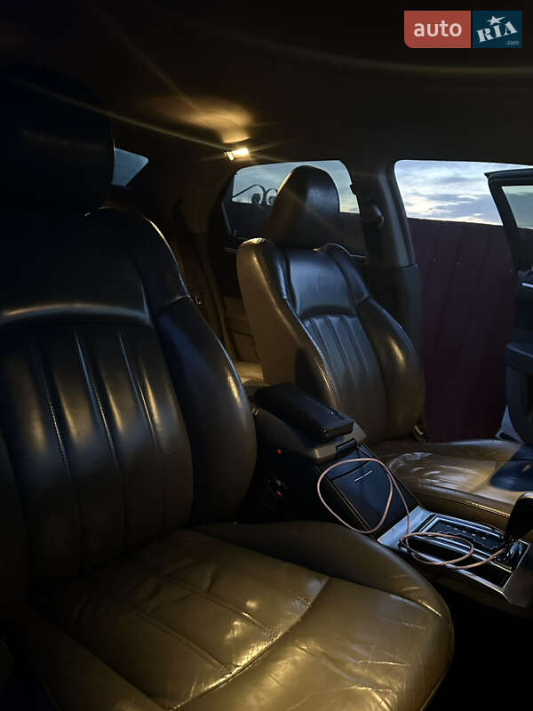 Хэтчбек Chrysler 300C 2005 в Жмеринке