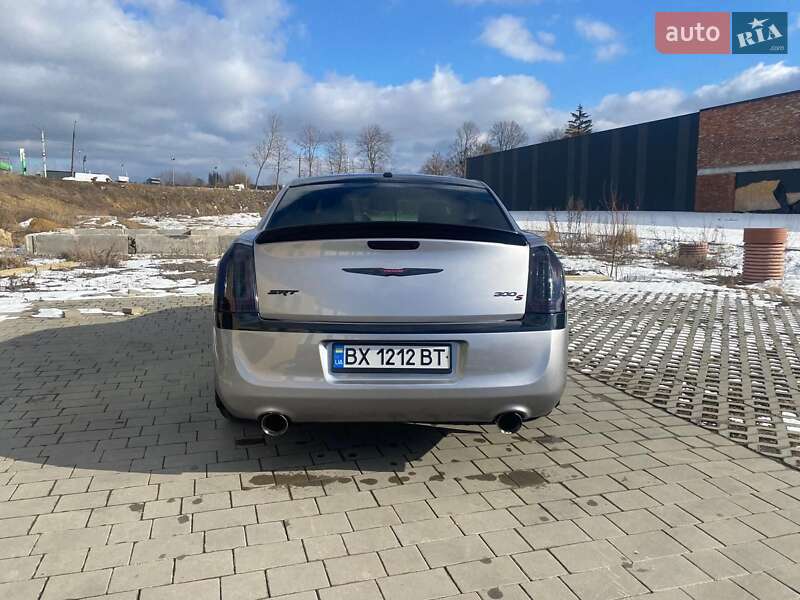 Седан Chrysler 300C 2012 в Хмельницком