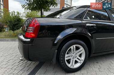 Седан Chrysler 300C 2006 в Ивано-Франковске