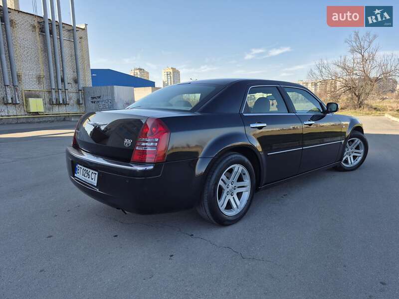 Седан Chrysler 300C 2005 в Херсоні