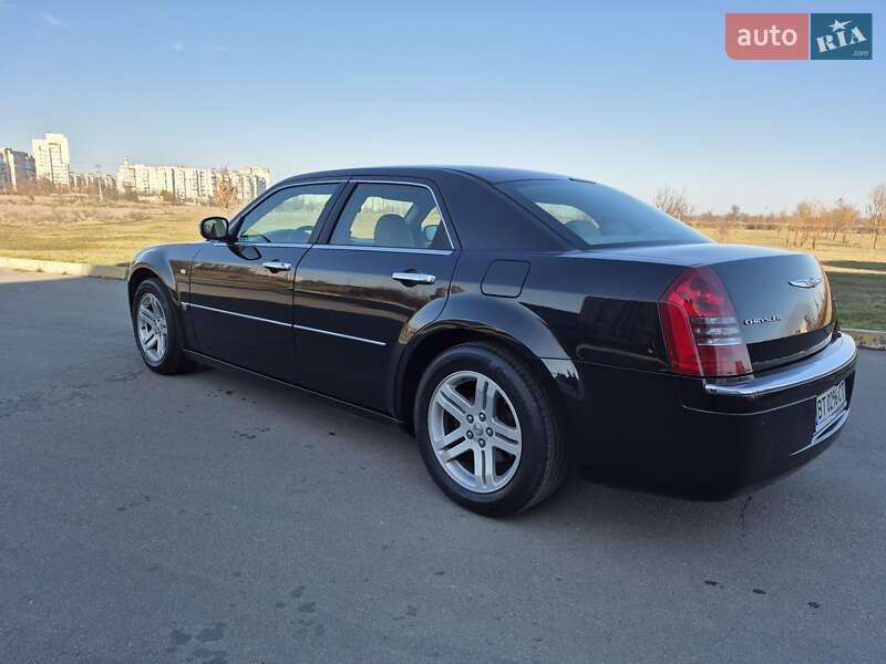 Седан Chrysler 300C 2005 в Херсоні