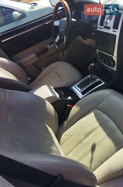 Седан Chrysler 300C 2006 в 