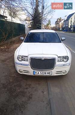 Седан Chrysler 300C 2006 в 