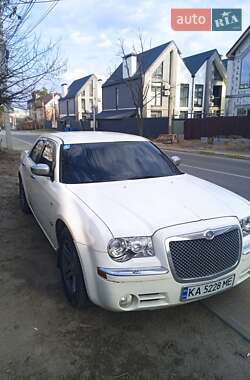 Седан Chrysler 300C 2006 в 