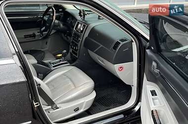 Седан Chrysler 300C 2005 в 