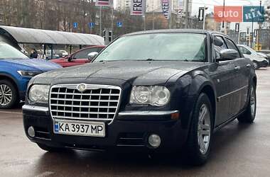 Седан Chrysler 300C 2005 в 