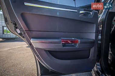 Седан Chrysler 300C 2004 в 