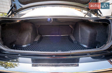 Седан Chrysler 300C 2004 в 