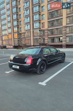 Седан Chrysler 300C 2005 в 