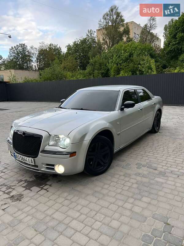 Седан Chrysler 300C 2006 в Тернополі