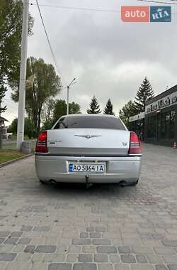 Седан Chrysler 300C 2006 в 