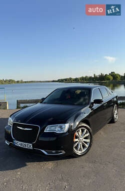 Седан Chrysler 300C 2016 в Ковеле