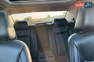 Седан Chrysler 300C 2016 в 