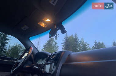 Седан Chrysler 300C 2006 в 