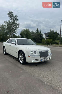 Седан Chrysler 300C 2004 в 