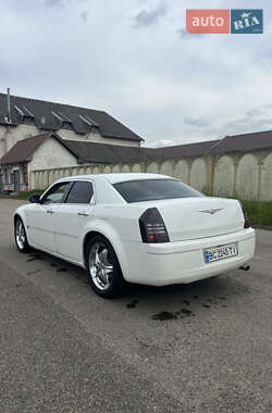 Седан Chrysler 300C 2004 в 