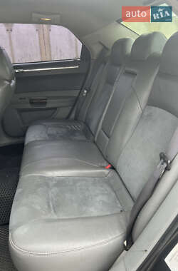 Седан Chrysler 300C 2004 в 