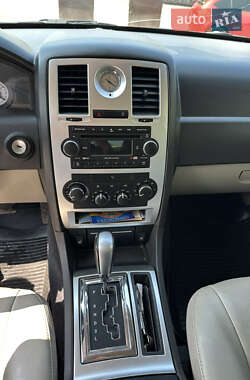 Седан Chrysler 300C 2007 в 
