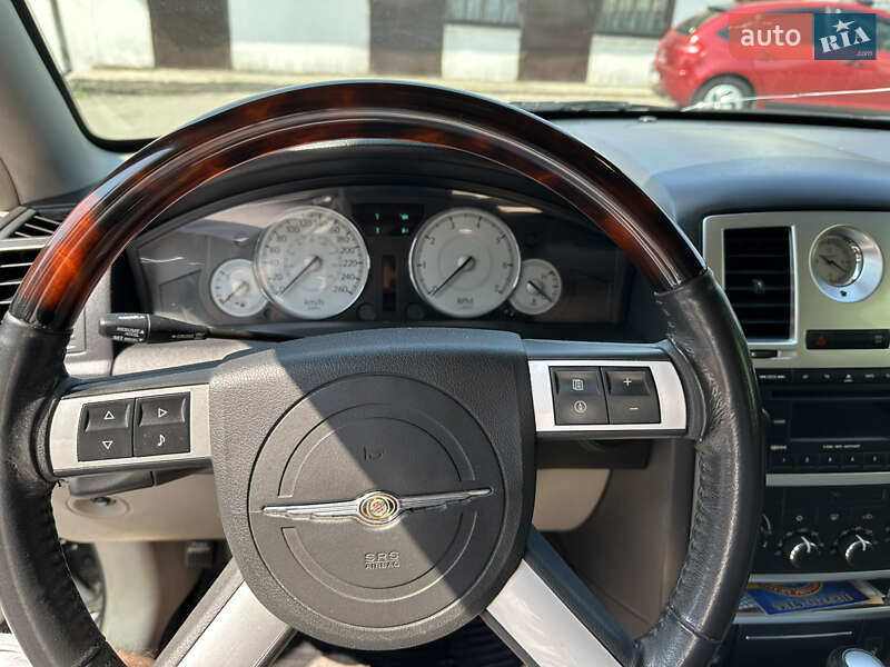 Седан Chrysler 300C 2007 в Светловодске фото 8 Седан Chrysler 300C 2007 в Светловодске