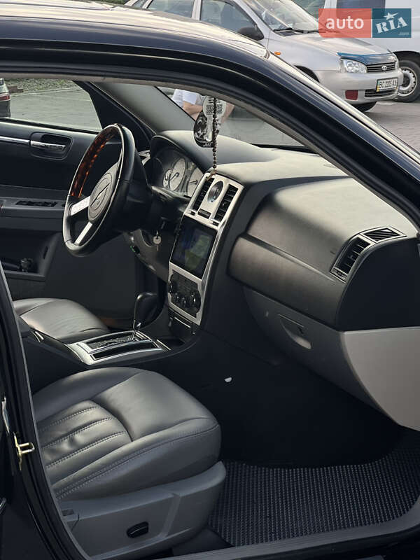 Седан Chrysler 300C 2005 в Стрые фото 11 Седан Chrysler 300C 2005 в Стрые