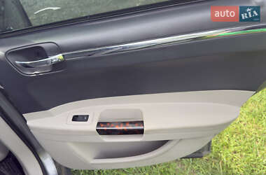 Седан Chrysler 300C 2006 в 