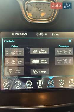 Седан Chrysler 300C 2017 в 