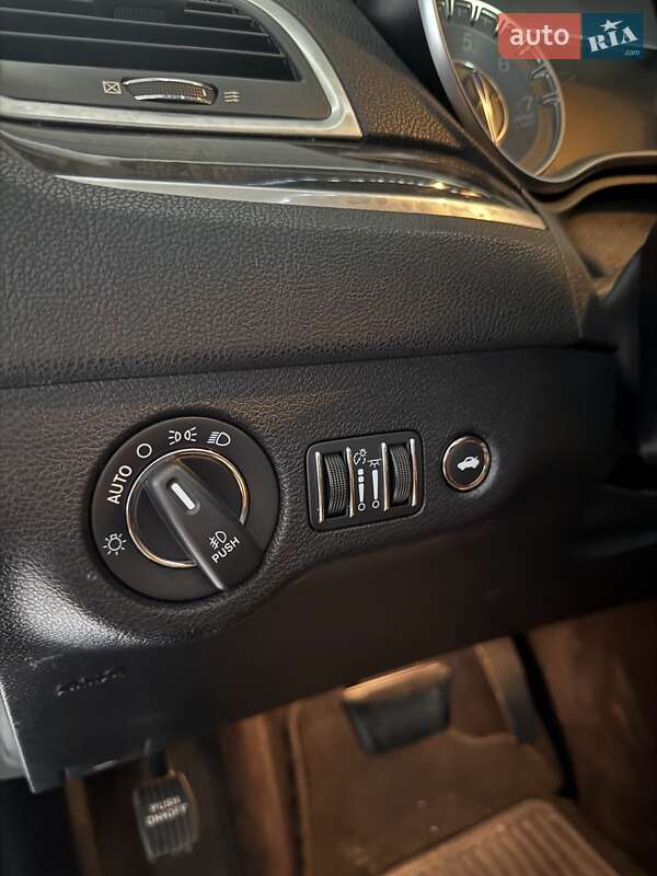 Седан Chrysler 300C 2017 в Борисполе