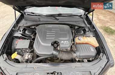 Седан Chrysler 300C 2017 в 