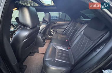 Седан Chrysler 300C 2017 в 