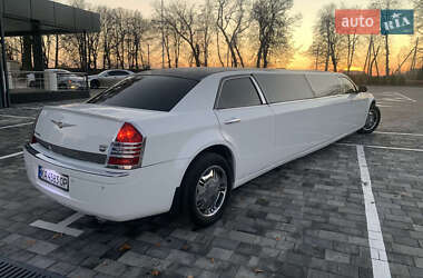 Лимузин Chrysler 300C 2005 в 